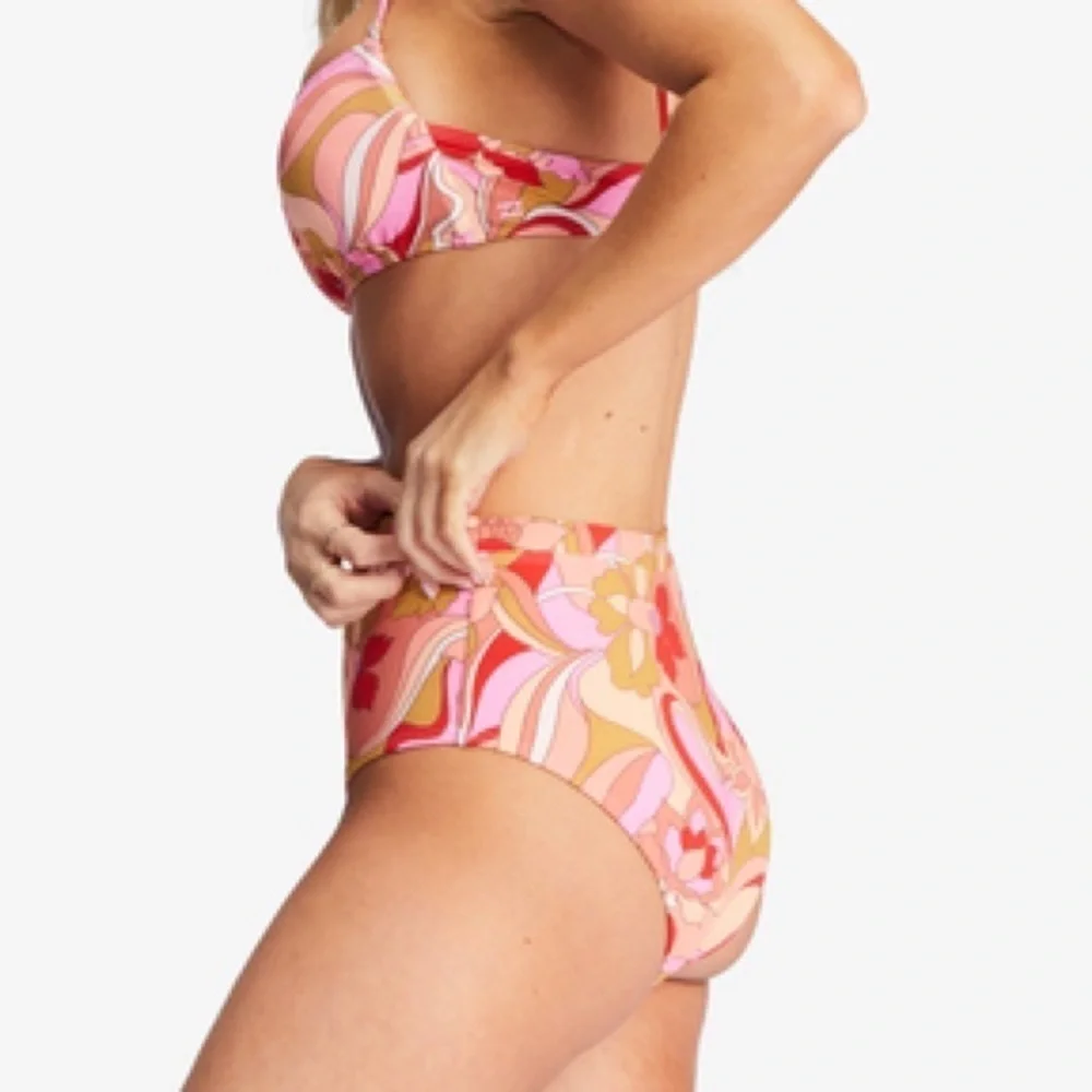 ☀️BILLABONG☀️ PRETTY GROOWY DOUBLE PRETTY GROOVY HI BIKINI SET